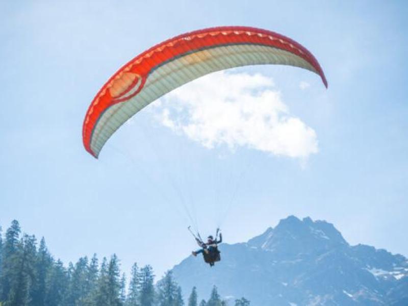 Paragliding